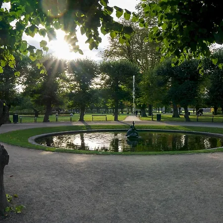 The Kings Garden Grand Apartment